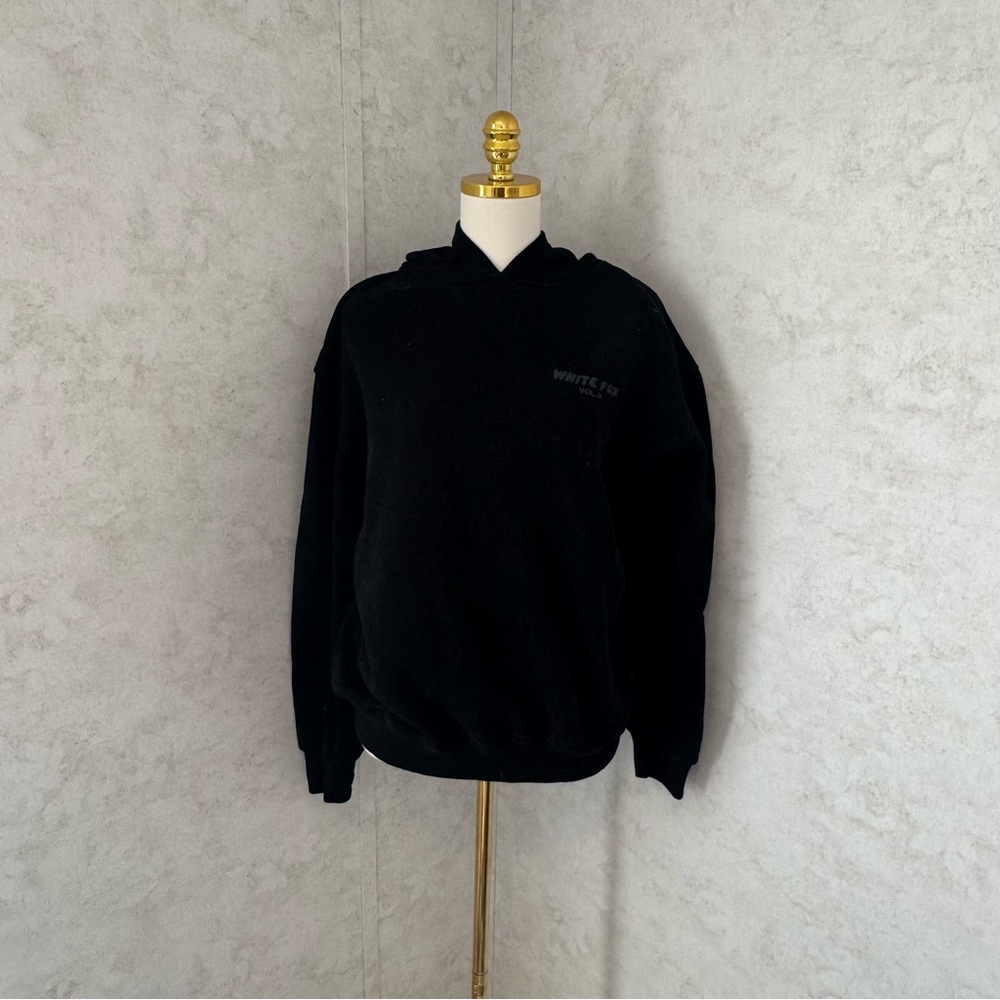 Black 'White Fox' Embroidered Hoodie
